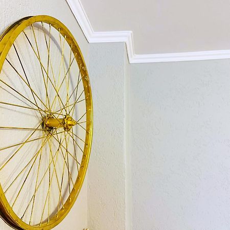 Apartament Rowerlovy Apartman Wałbrzych Kültér fotó