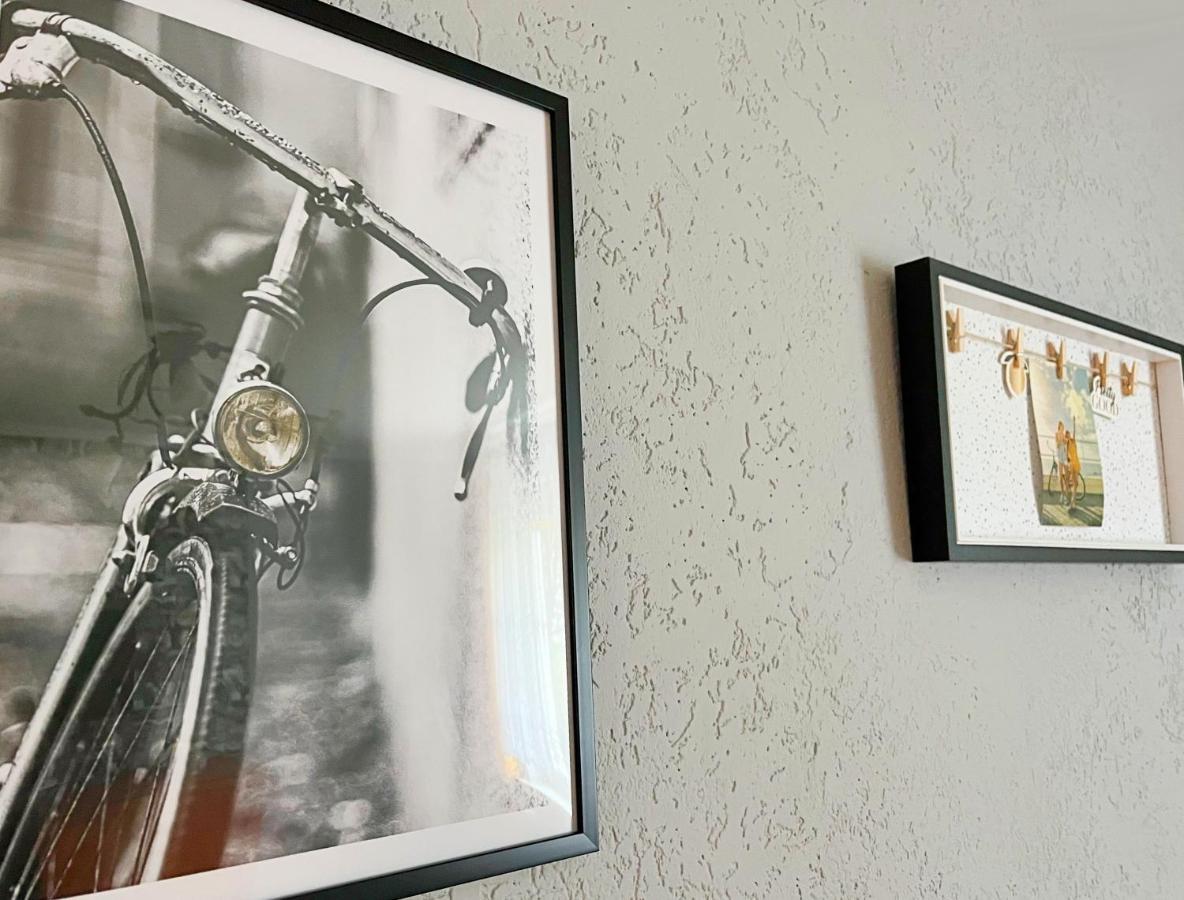 Apartament Rowerlovy Apartman Wałbrzych Kültér fotó