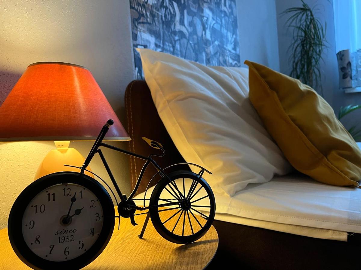 Apartament Rowerlovy Apartman Wałbrzych Kültér fotó