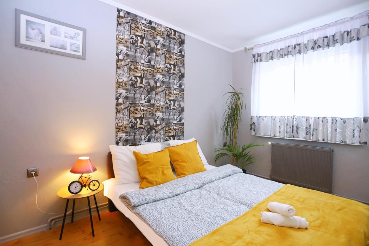 Apartament Rowerlovy Apartman Wałbrzych Kültér fotó